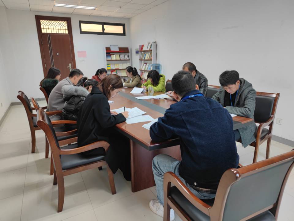 工商管理学院召开“两抓一促”工作布置会