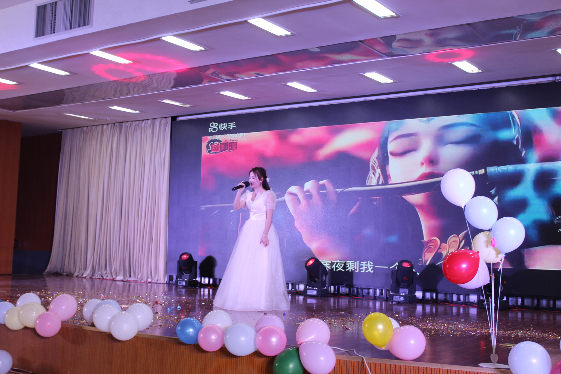 1639733735541283.jpg 1639733735541283.jpg