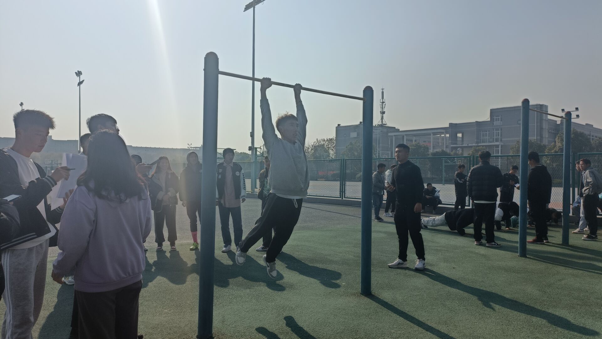 工商管理学院举行宿舍身体素质挑战赛 ——“我们宿舍最棒”活动