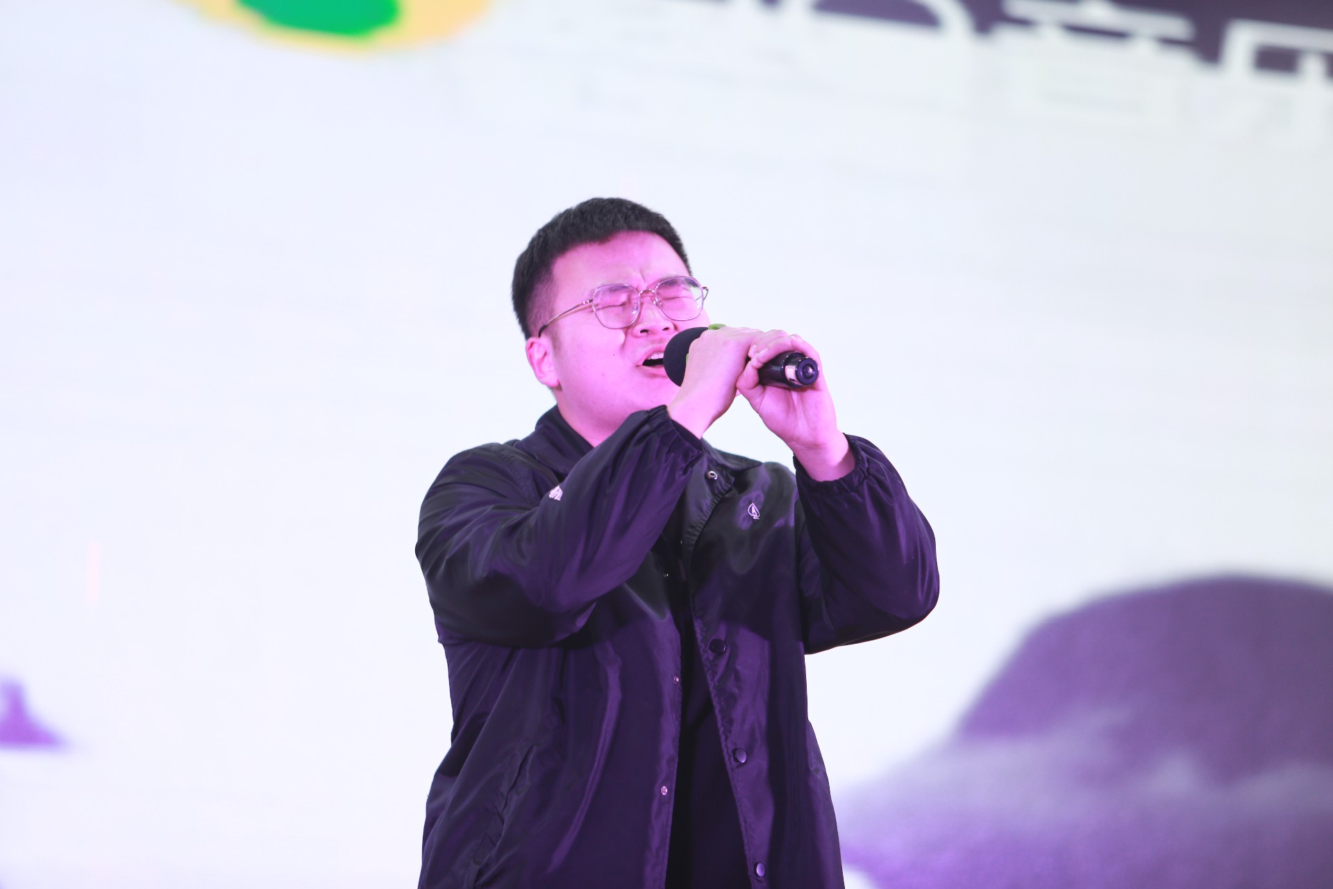 1640740182202468.jpg 1640740182202468.jpg