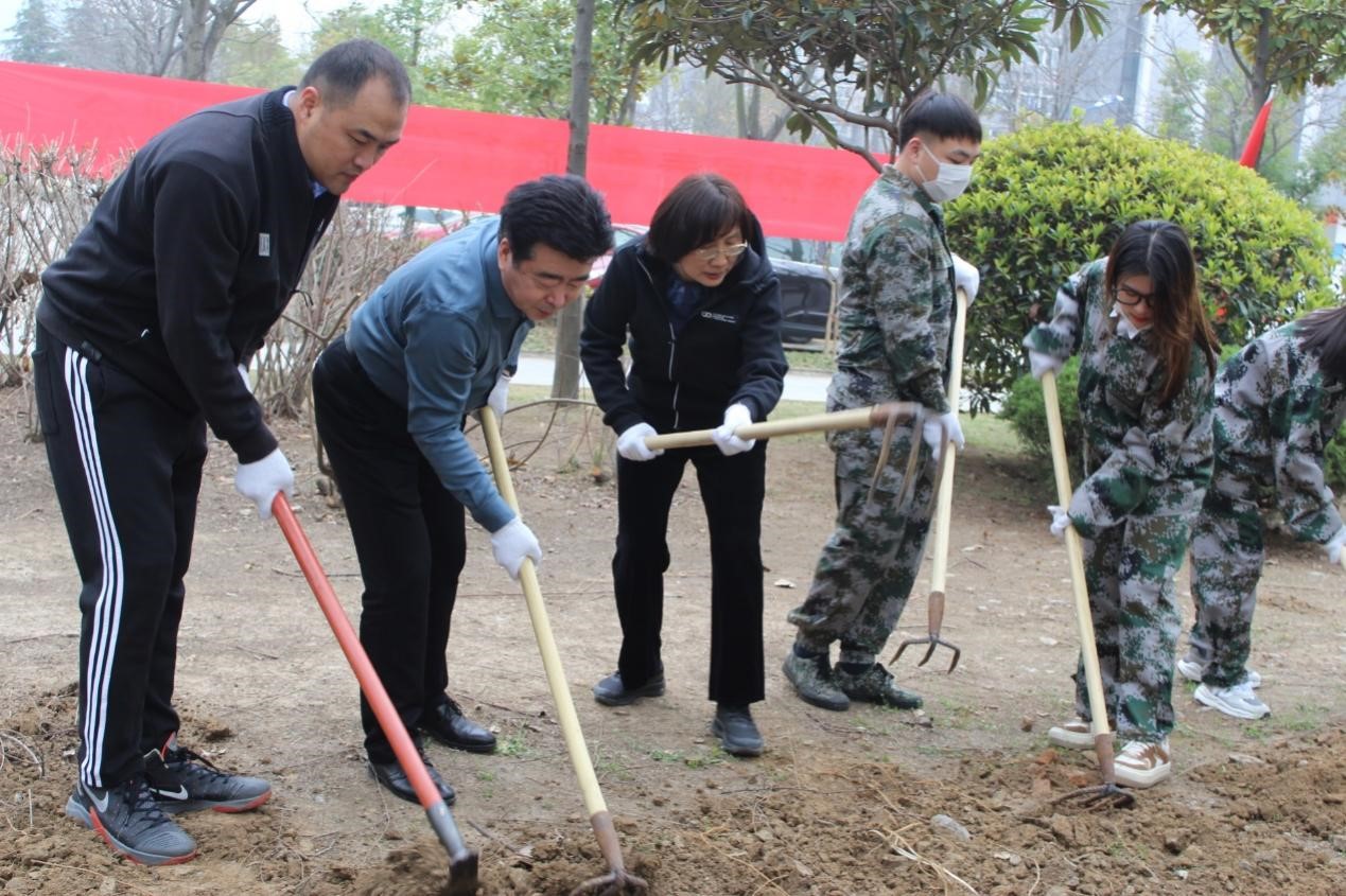 1647821832260365.jpg 图片2.jpg