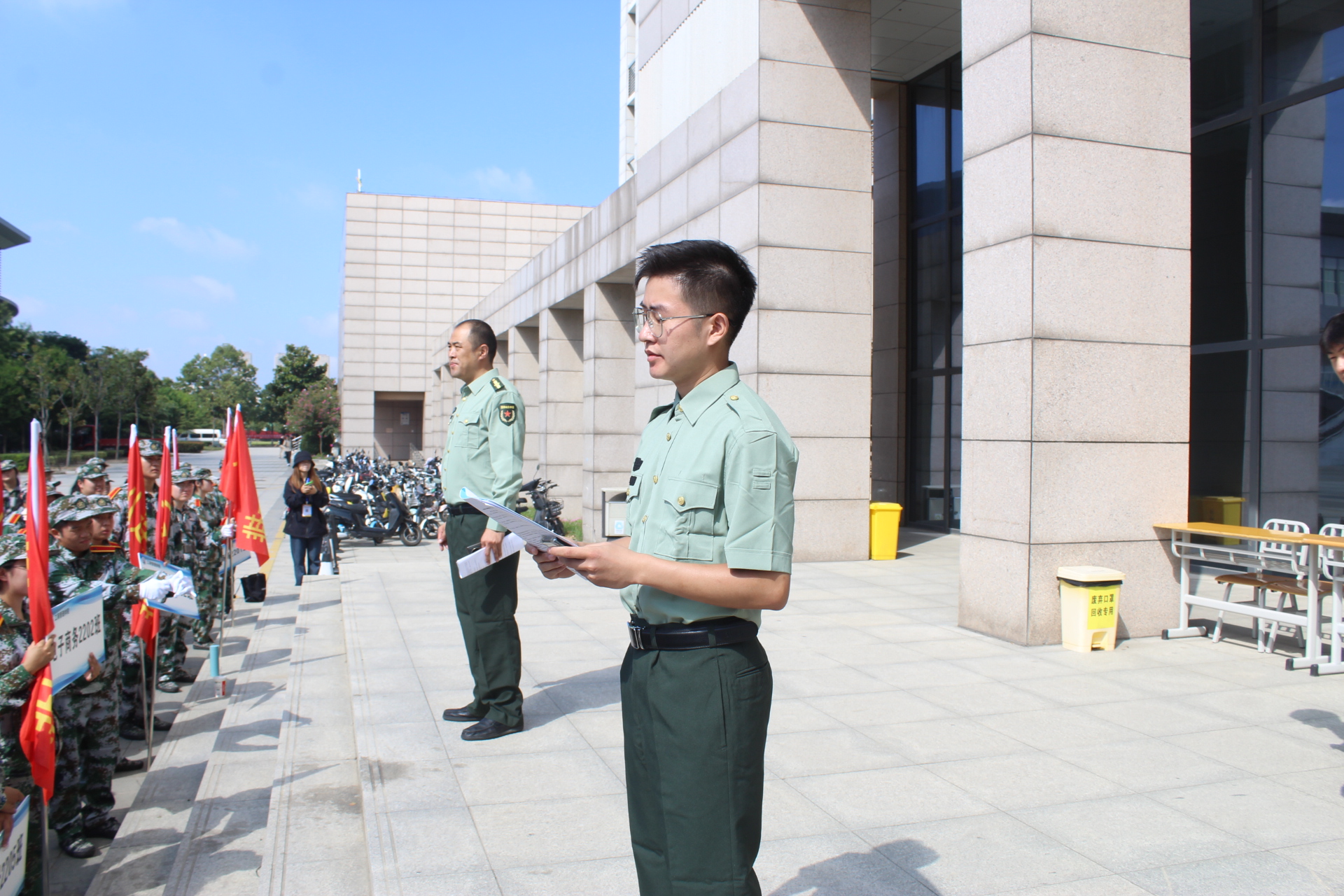 工商管理学院圆满完成军训工作