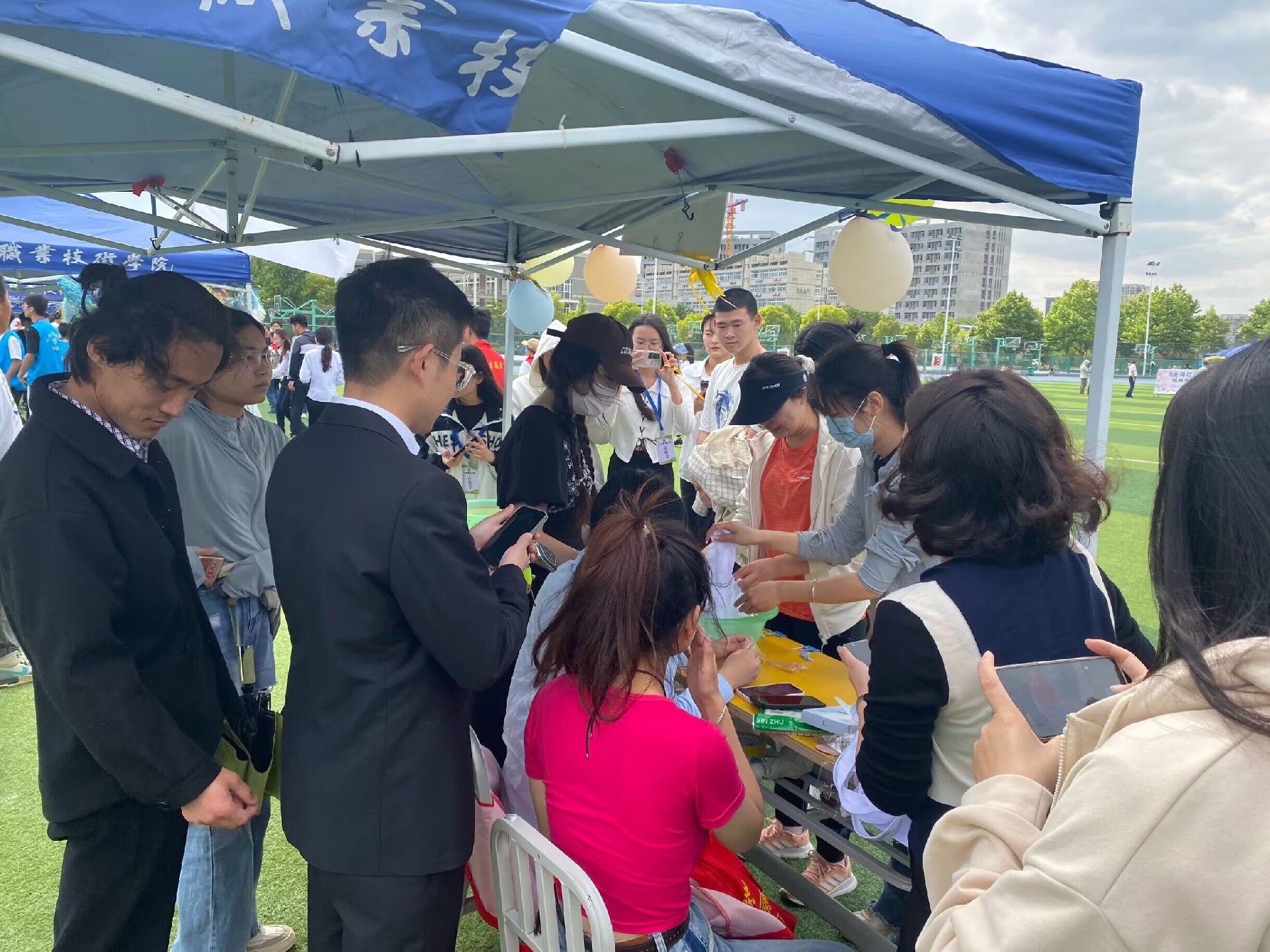 1686105453103401.jpg 1686105453103401.jpg