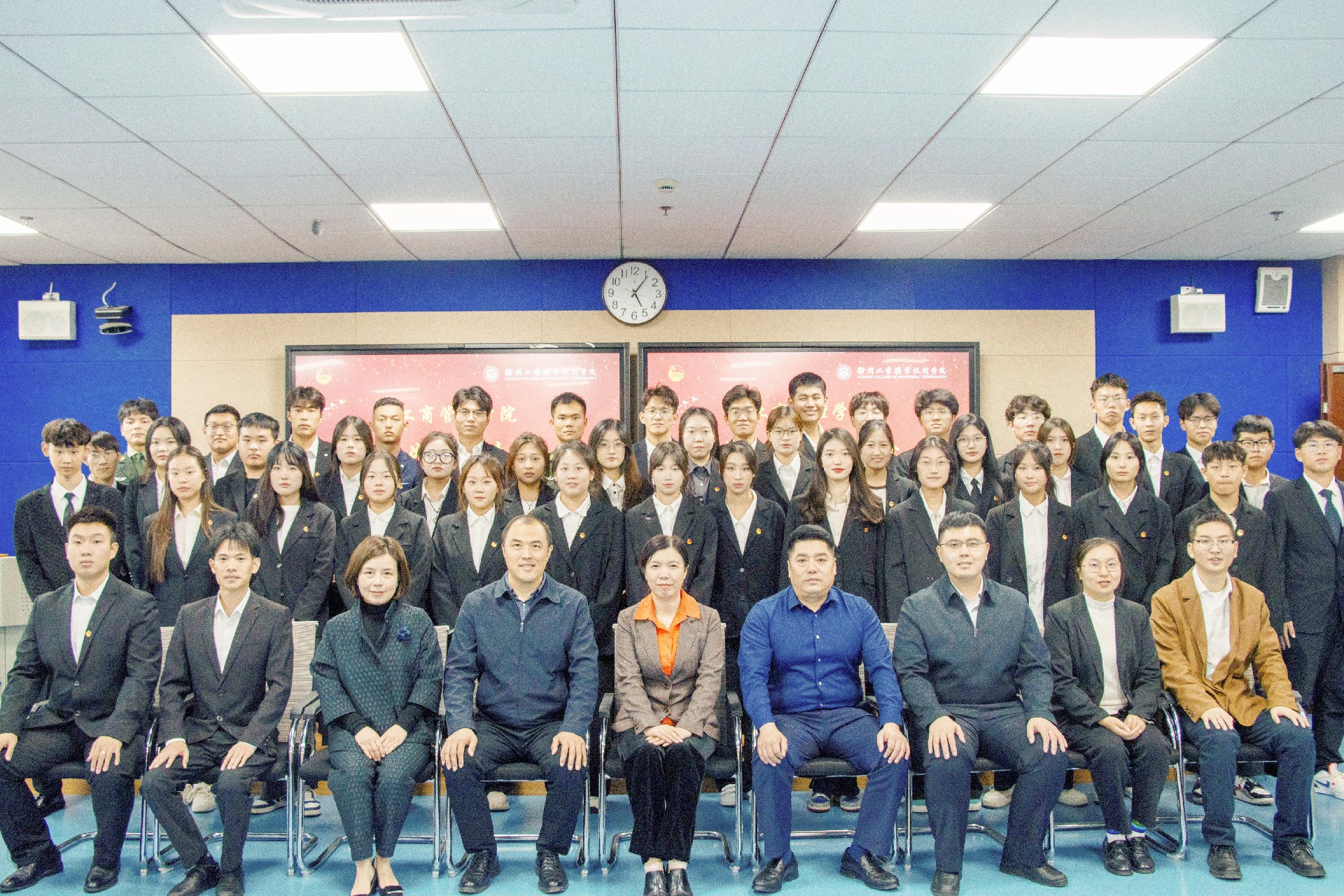 1698195177269691.jpg 1698195177269691.jpg