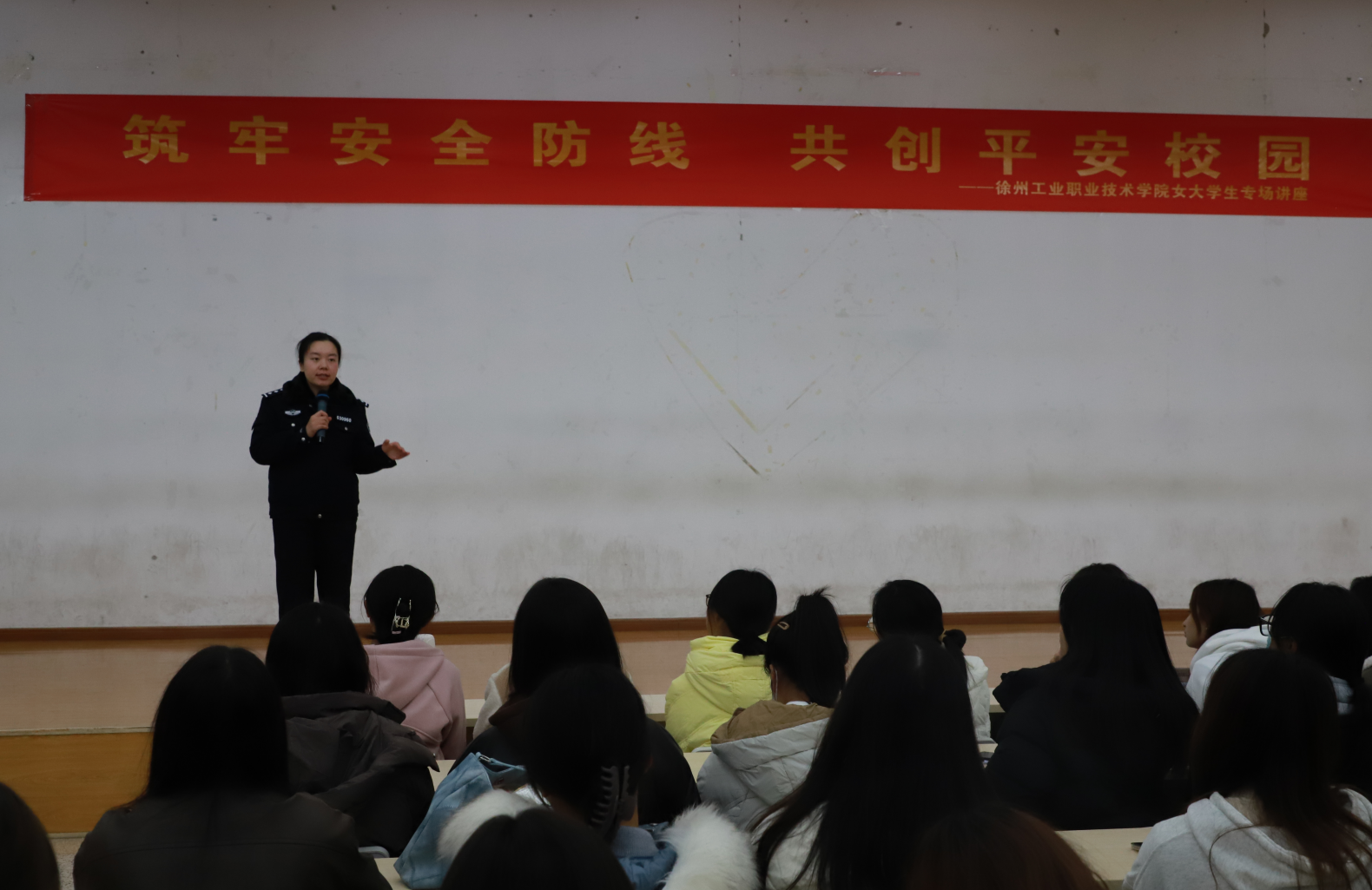 1700196633176345.png 1700196633176345.png