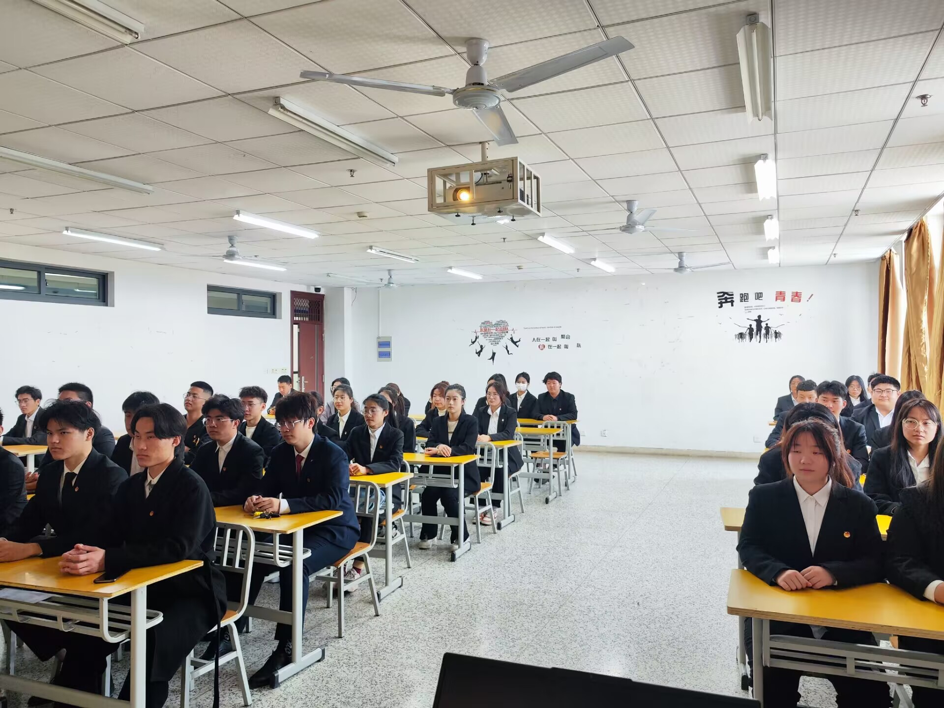 1702951637548058.jpg 1702951637548058.jpg