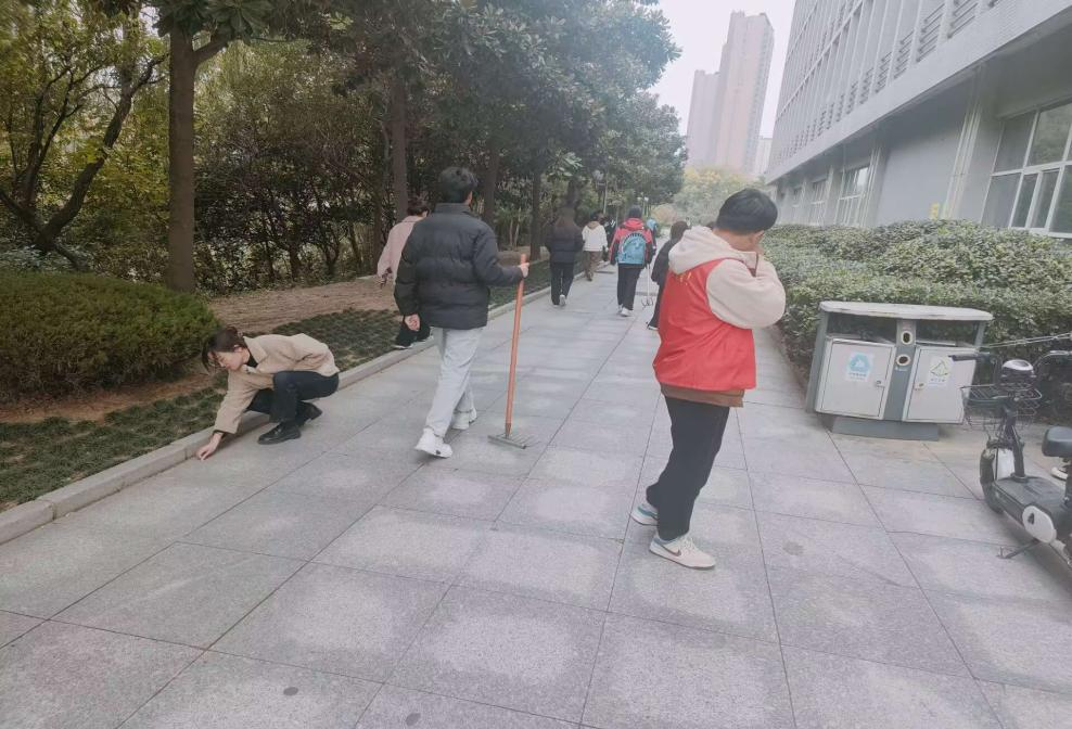 1703855557443817.png 1703855557443817.png