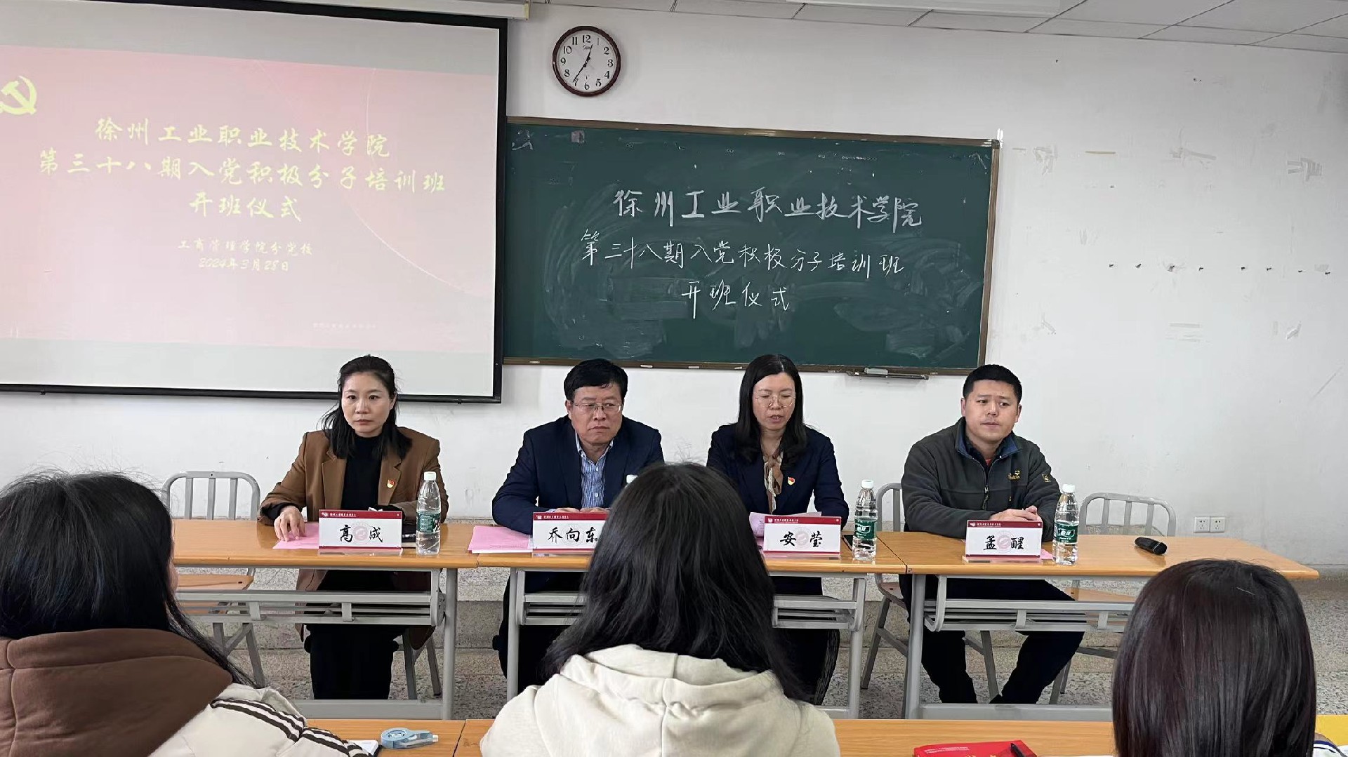 1712452102144213.jpg 1712452102144213.jpg