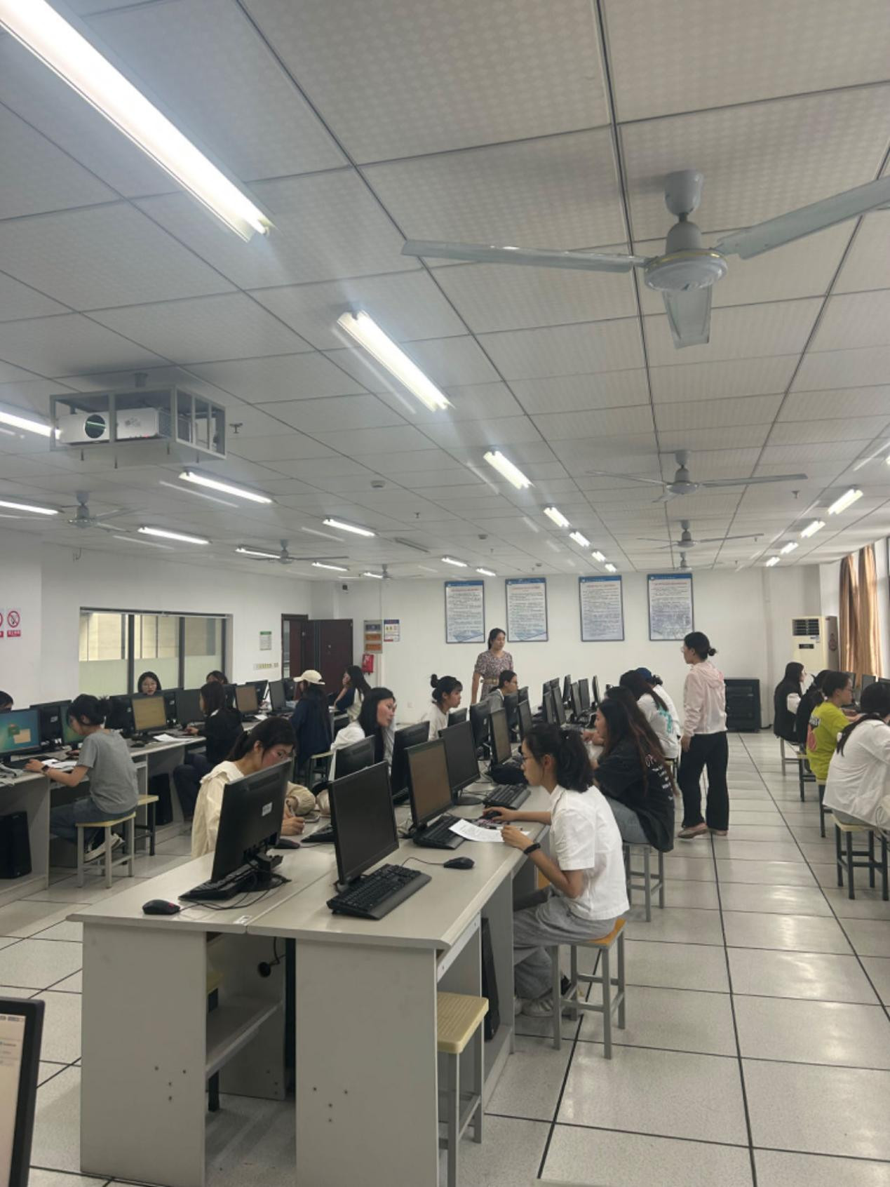 工商管理学院成功举办《智慧物流》课程赛事