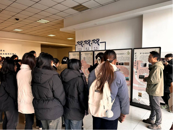 承风有家，溯源有谱——徐州家谱文化联展走进徐州工业职业技术学院