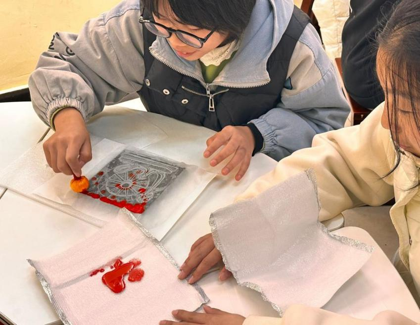 “从‘心’出发，拓染时光”——“125·要爱我”宿舍长主题团辅活动在一站式学生社区成功举办