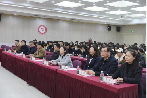 工商管理学院“青马工程”暨青春夜校培训圆满完成