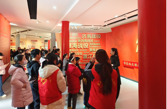 工商管理学院学生志愿参与红色研学，助力淮海战役纪念馆新年启航
