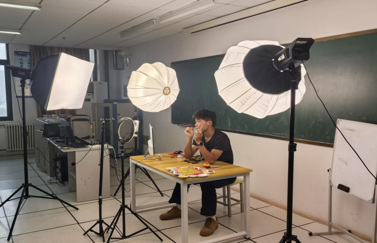 工商管理学院成功举办 2024-2025-2 学期直播电商课程赛