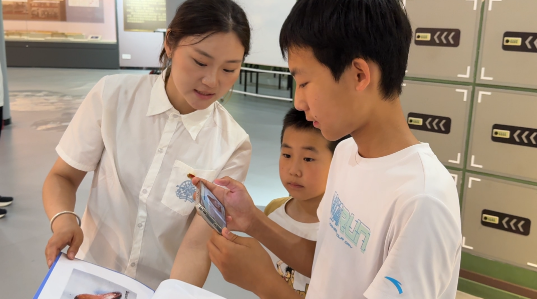 【暑期社会实践】工商管理学院开展“红韵传薪火 非遗润同心”暑期社会实践活动