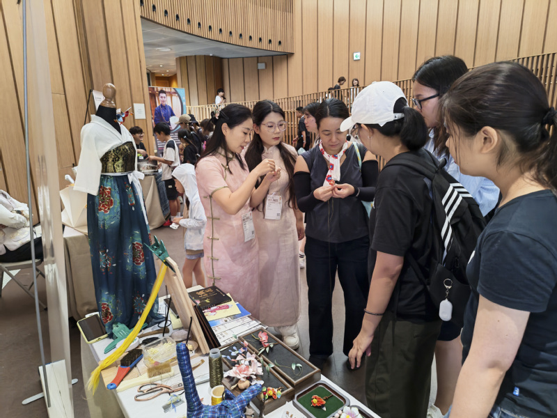 我院非遗教学成果在世博会中国馆璀璨亮相